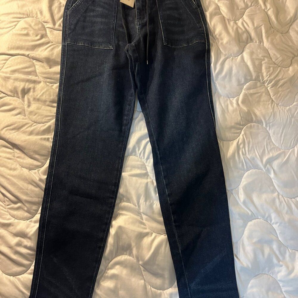 Judy Blue Jogger Jeans Size 7 Inseam 30 inches Navy Blue NWT